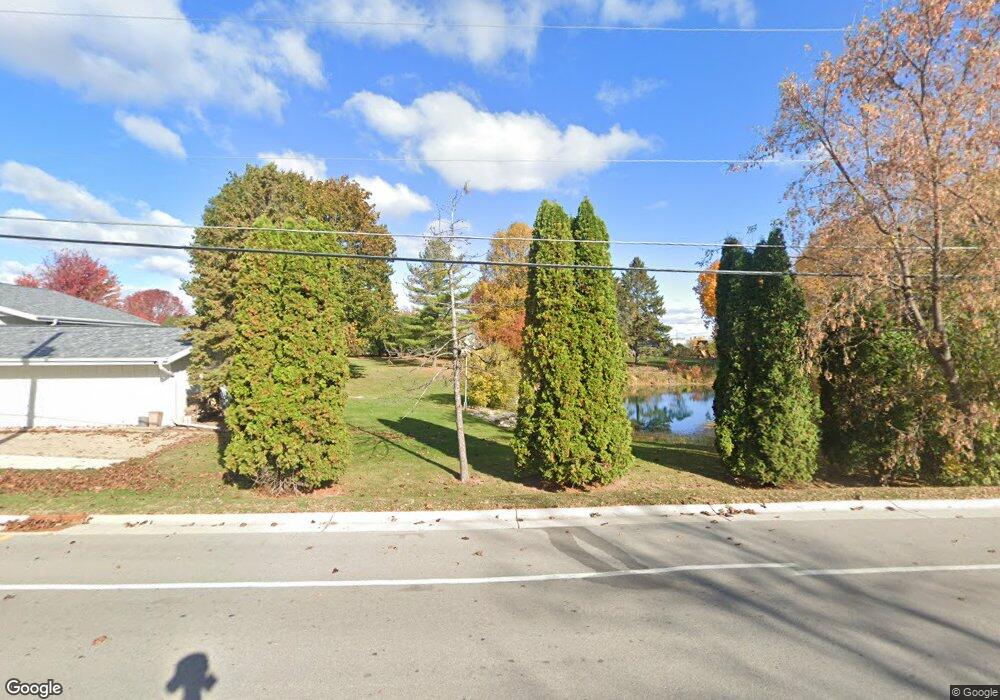 W3268 Creekview Ln, Appleton, WI 54915 - photo 1