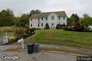 5 Hitching Post Ln, Methuen, MA 01844
