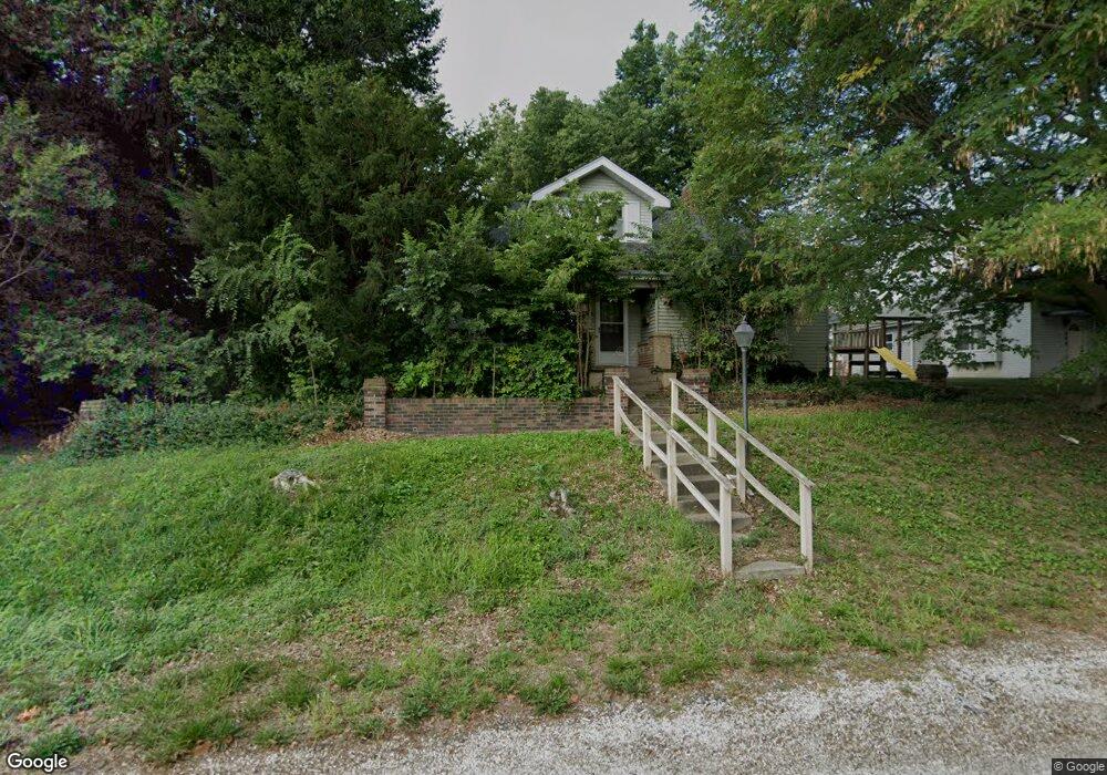 162 W Union St, Virginia, IL 62691 - photo 1