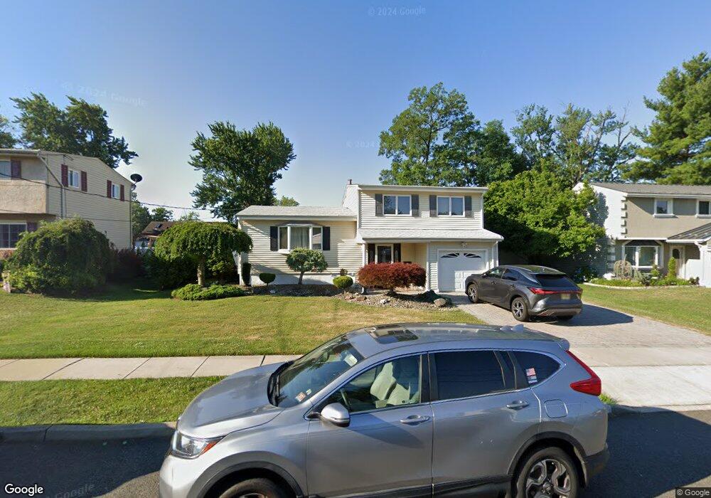 31 Exeter St, Old Bridge, NJ 08857 - photo 1