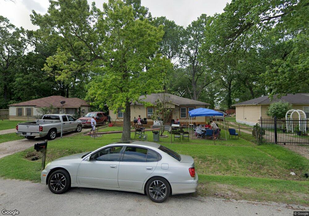 9425 Pembrook St, Houston, TX 77016 - photo 1
