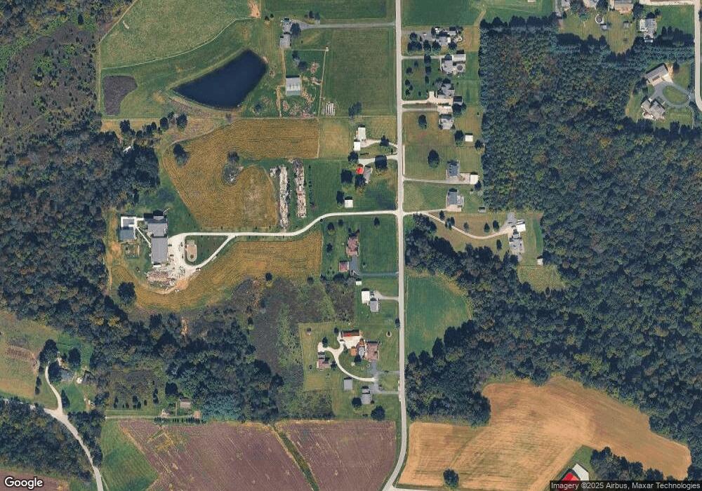 8401 Starlight Rd, Floyds Knobs, IN 47119 - photo 1