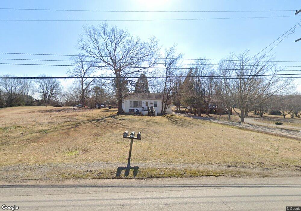 618 E Cedar St, Franklin, KY 42134 - photo 1