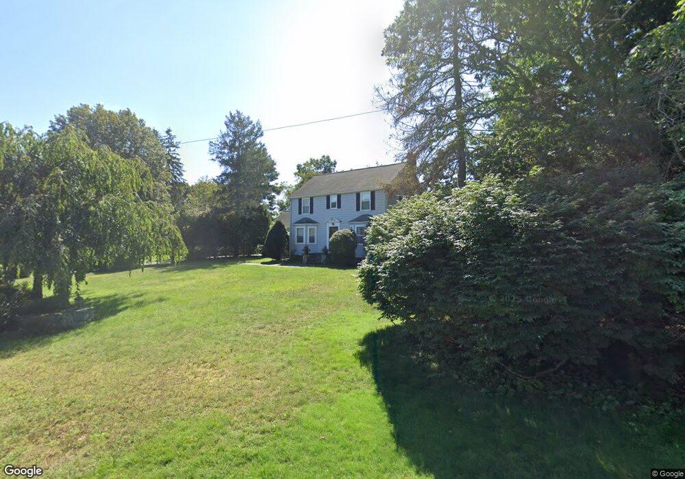 88 Westchester Dr, Westwood, MA 02090 - photo 1
