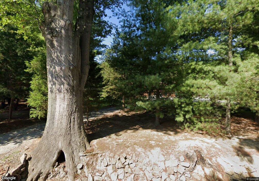 1117 Hazel St, Harrisburg, IL 62946 - photo 1