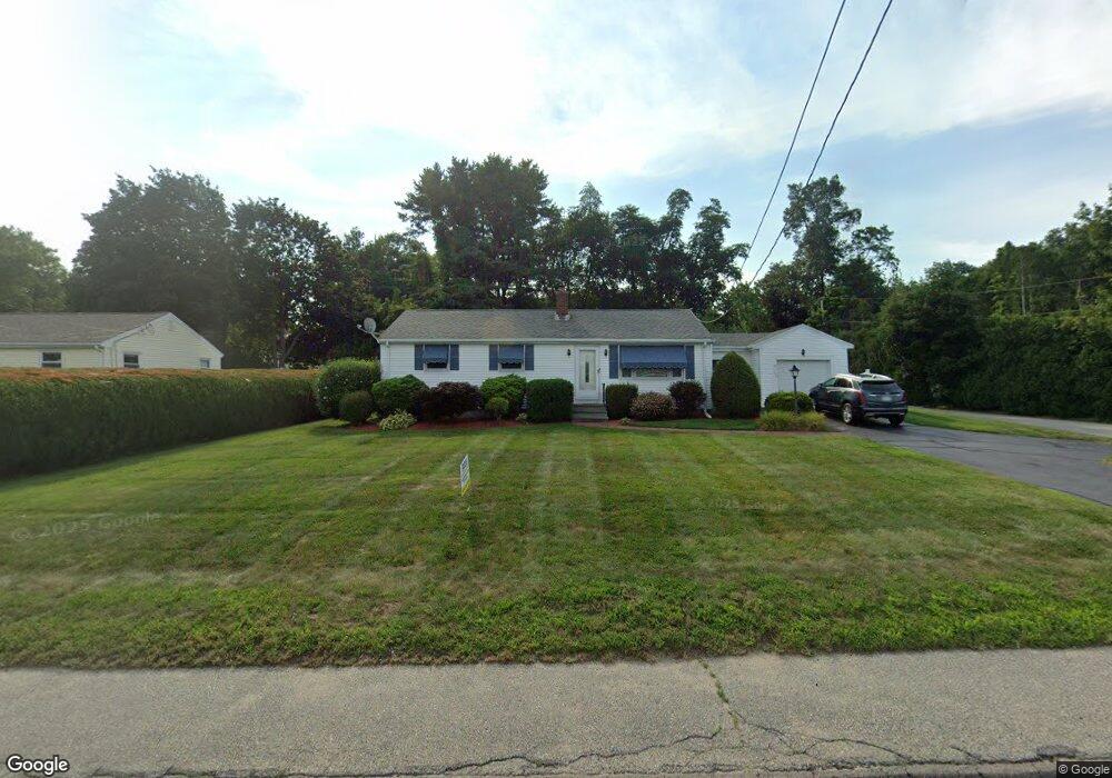 590 S Main St, Bellingham, MA 02019 - photo 1