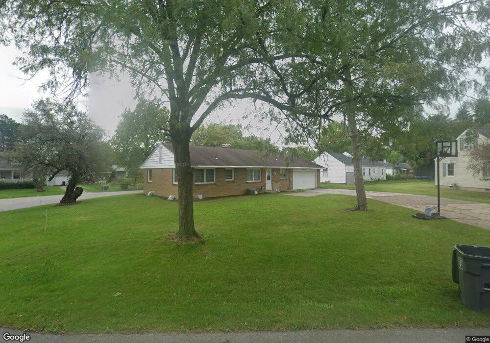 215 N Dale Dr, Lima, OH 45805 - photo 1