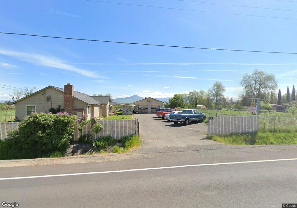 2938 Hanley Rd, Central Point, OR 97502 - photo 1