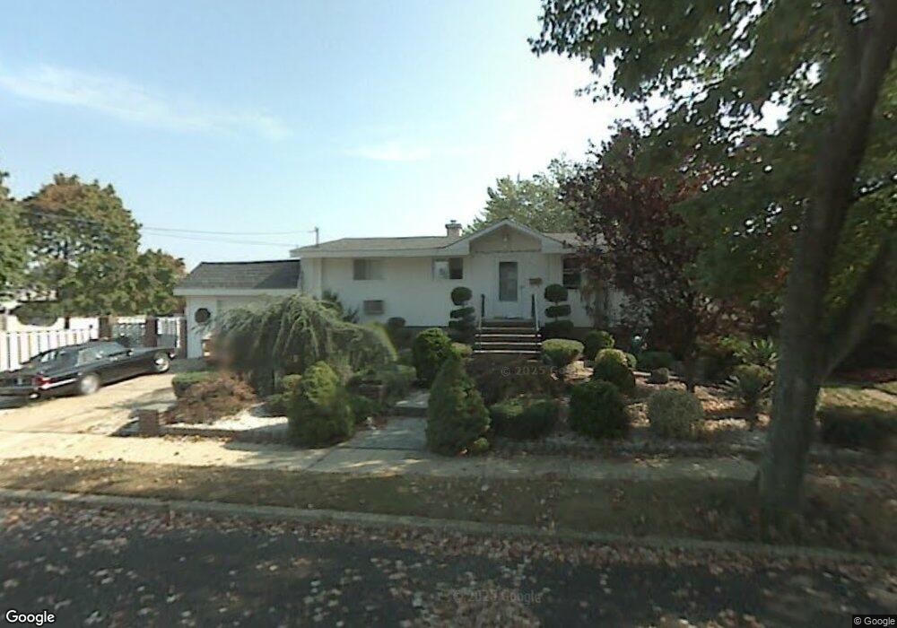 2681 Corner Ln, Bellmore, NY 11710 - photo 1