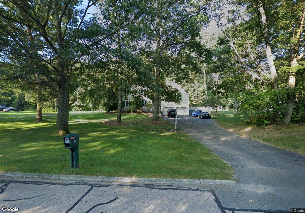 39 Crestview Dr, Mendon, MA 01756 - photo 1