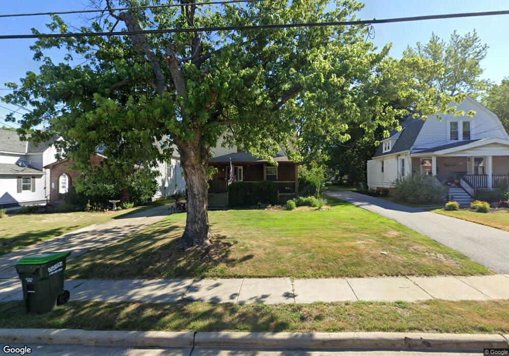 1825 E 290th St, Wickliffe, OH 44092 - photo 1