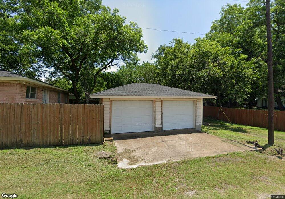 1109 N Dallas St, Ennis, TX 75119 - photo 1