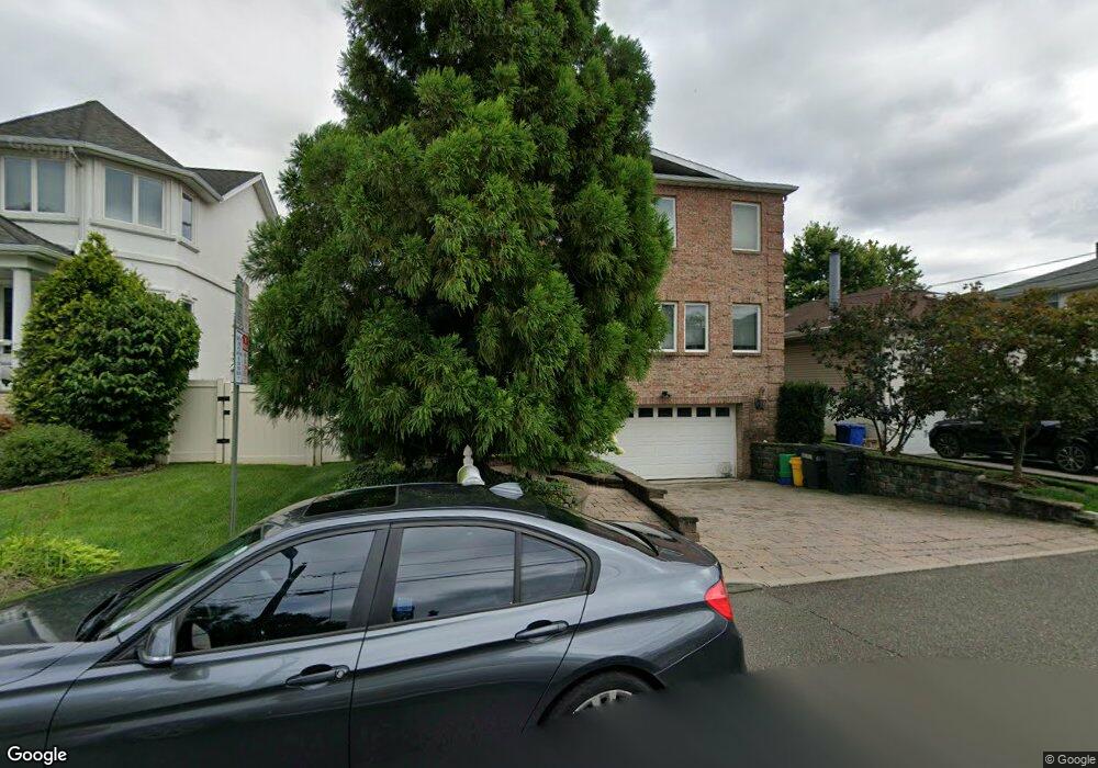 4 7th St, Englewood Cliffs, NJ 07632 - photo 1