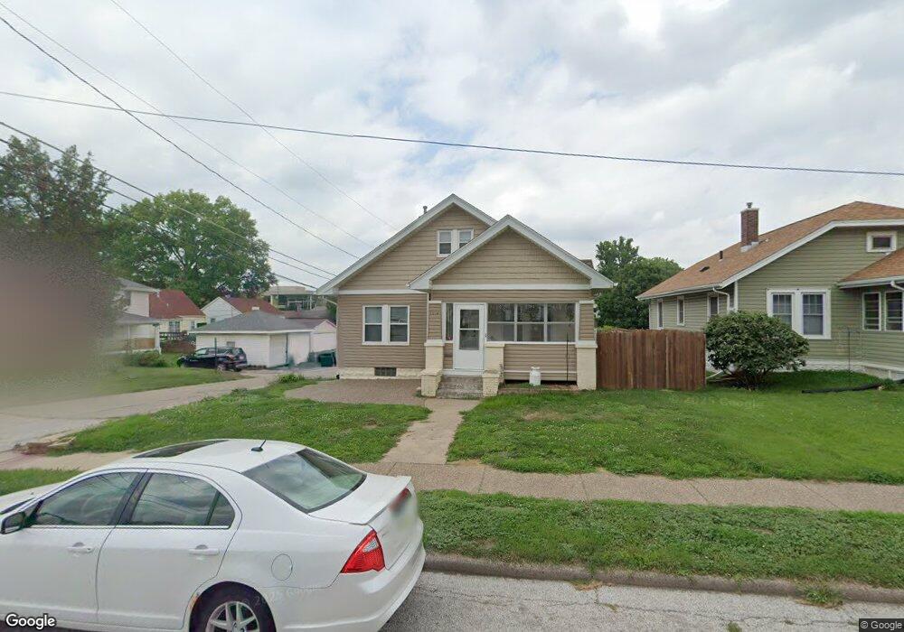 1214 W High St, Davenport, IA 52804 - photo 1