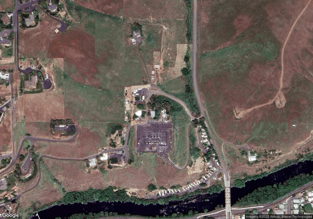 602 NE Ellis Place, Pendleton, OR 97801 - photo 1