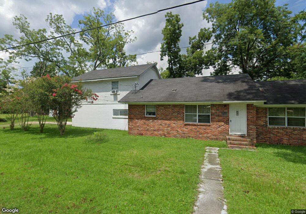 939 Colorado Ave, Waycross, GA 31503 - photo 1