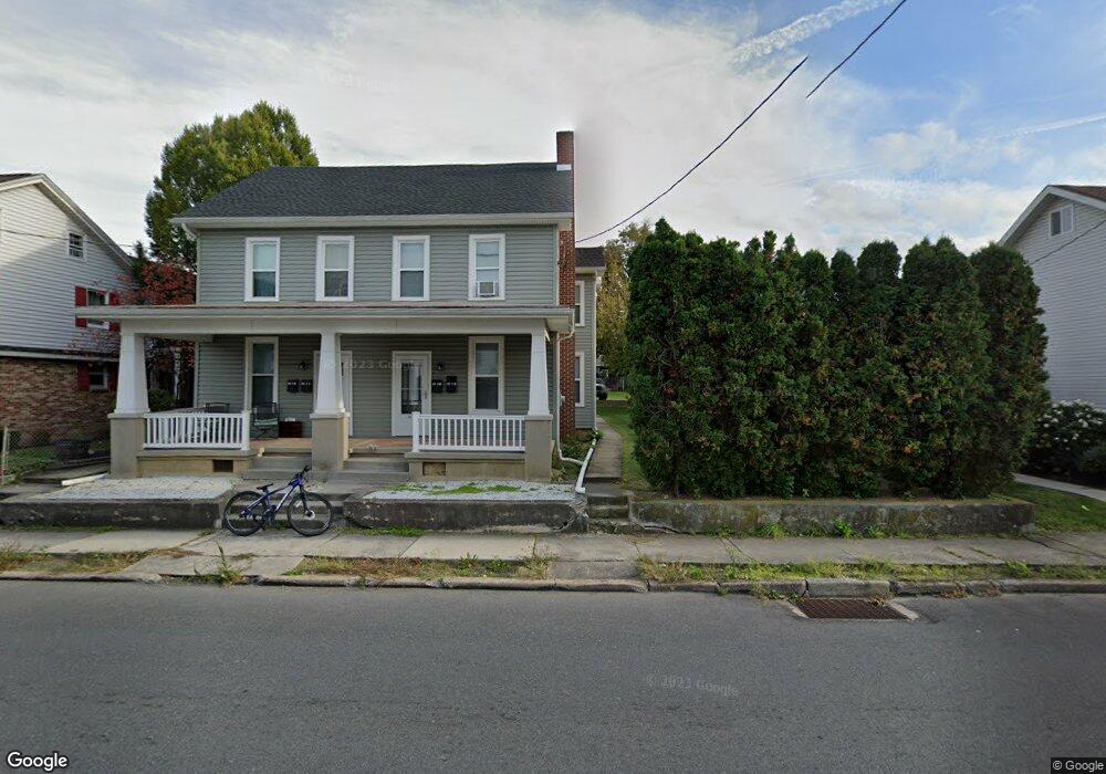 424 W Main St, Palmyra, PA 17078 - photo 1