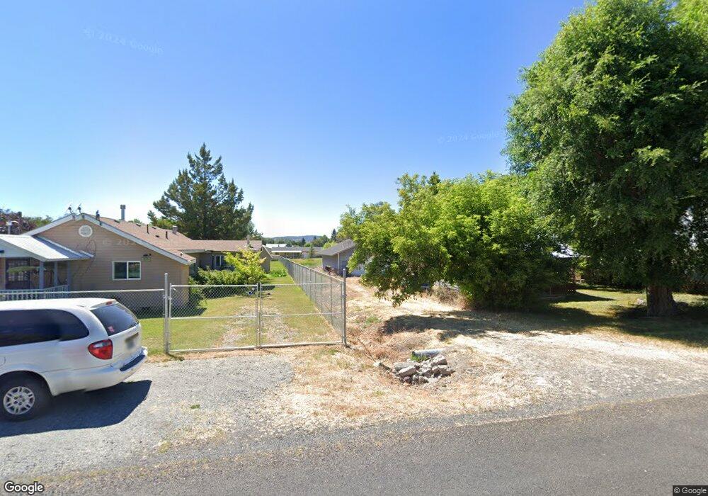 1504 Gary St, Klamath Falls, OR 97603 - photo 1