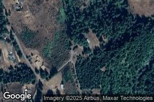 200 Kelly Ct, Umpqua, OR 97486