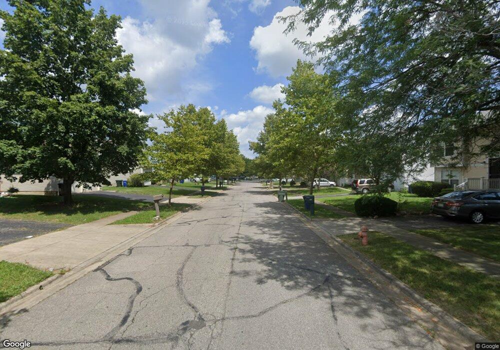 33 Autumn Village Dr, Columbus, OH 43223 - photo 1