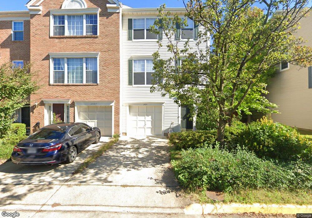 2409 Clover Field Cir, Herndon, VA 20171 - photo 1