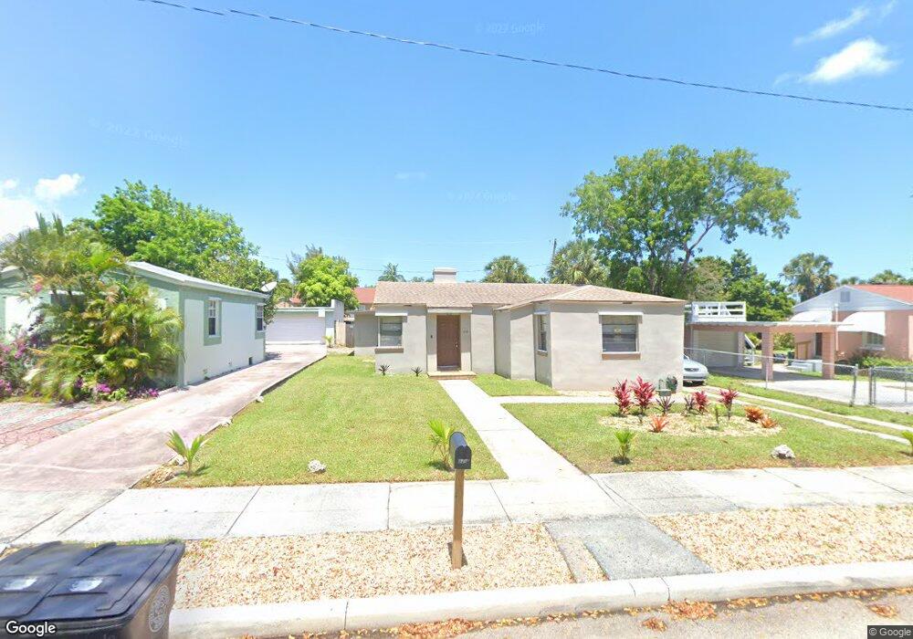 829 36th St, West Palm Beach, FL 33407 - photo 1