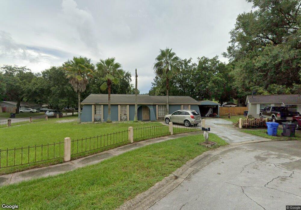 7805 Silverlace Ct, Tampa, FL 33619 - photo 1