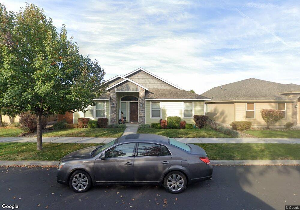 61715 SE Yarrow Ln, Bend, OR 97702 - photo 1