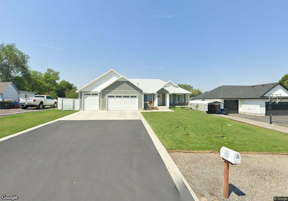 372 S 100 E, Hyrum, UT 84319 - photo 1