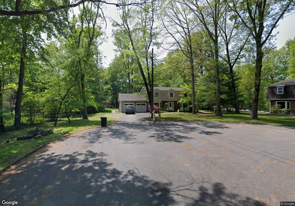 8 Highgate Ct, Suffern, NY 10901 - photo 1