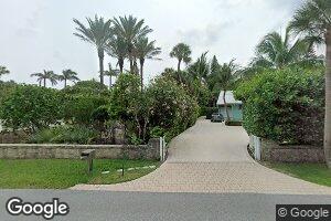 255 Beach Rd, Jupiter Inlet, FL 33469