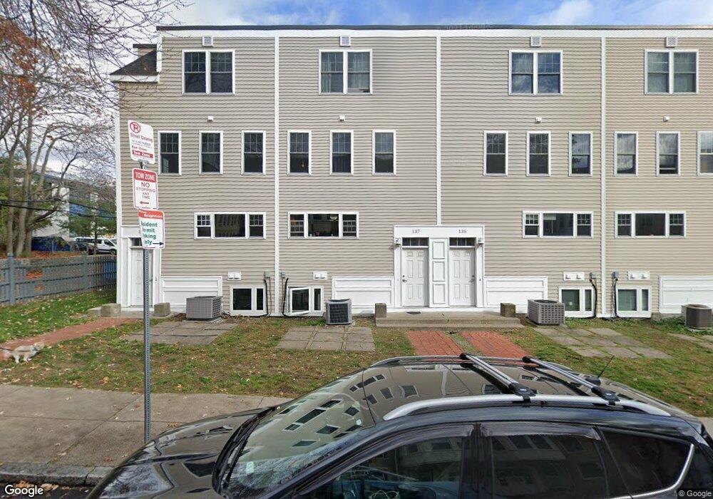 135 Glenville Ave unit 3, Allston, MA 02134 - photo 1