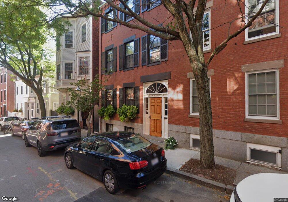 14 1/2 Mount Vernon St unit 2, Charlestown, MA 02129 - photo 1