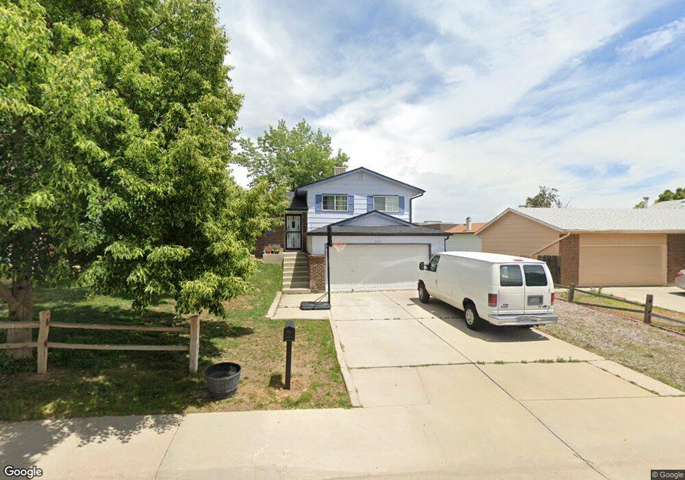 2050 S Salida St, Aurora, CO 80013 - photo 1