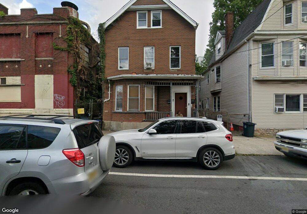 692 S 17th St unit 2, Newark, NJ 07103 - photo 1