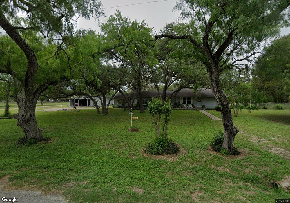 213 Bronco Ln, Beeville, TX 78102 - photo 1