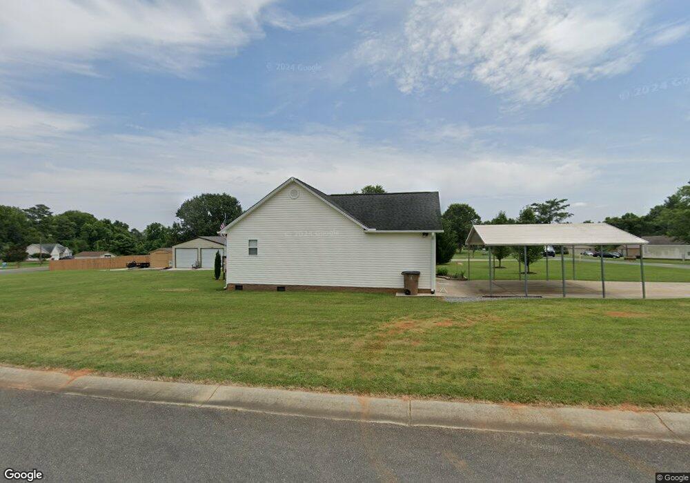 2013 Taylor Rd, Shelby, NC 28152 - photo 1