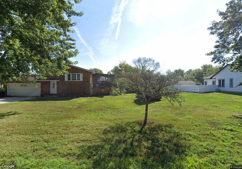 517 4th St, Onawa, IA 51040 - photo 1