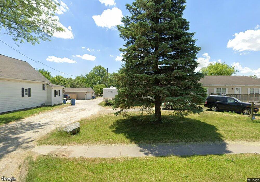 406 W 3rd St, Sheridan, IN 46069 - photo 1