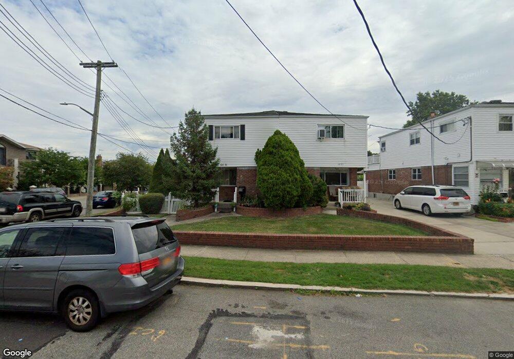 6401 136th St, Flushing, NY 11367 - photo 1