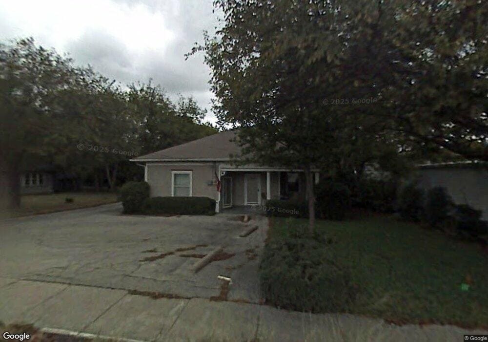 106 N Lamar St, Weatherford, TX 76086 - photo 1