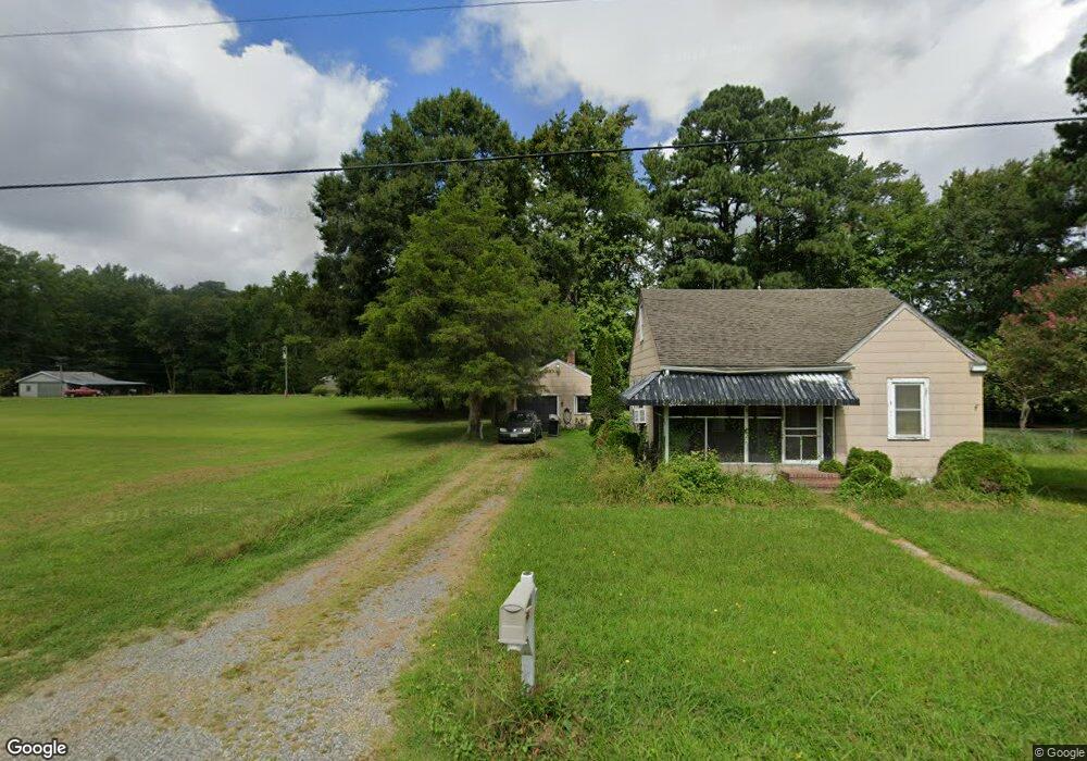 420 Magnolia Ave, West Point, VA 23181 - photo 1