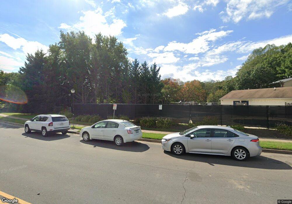 9507 Poplar Leaf Ct, Fairfax, VA 22031 - photo 1