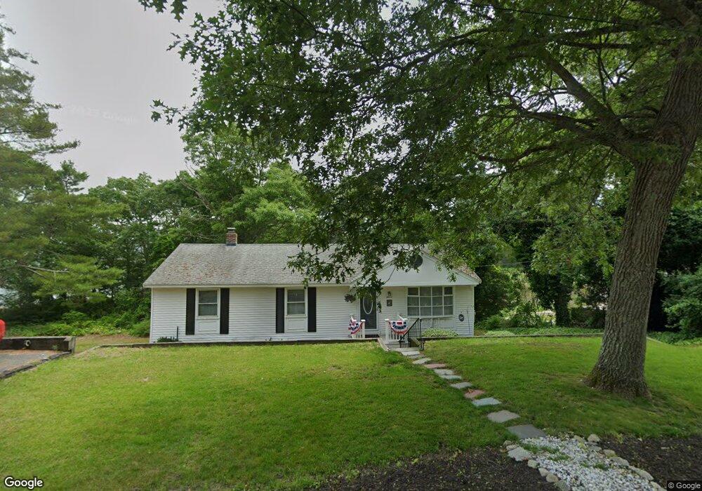 11 Cleveland Cir, Buzzards Bay, MA 02532 - photo 1