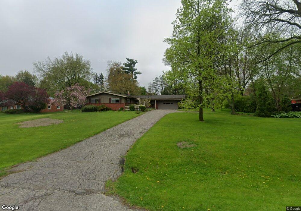 3054 Patch Dr, Bloomfield Hills, MI 48304 - photo 1