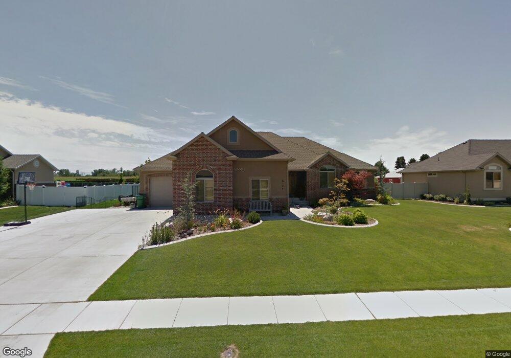 6147 W 5300 S, Hooper, UT 84315 - photo 1