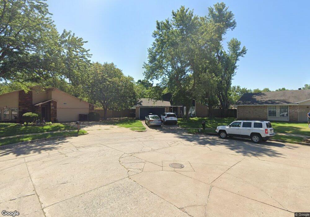 1107 W Vicksburg Ct, Broken Arrow, OK 74011 - photo 1