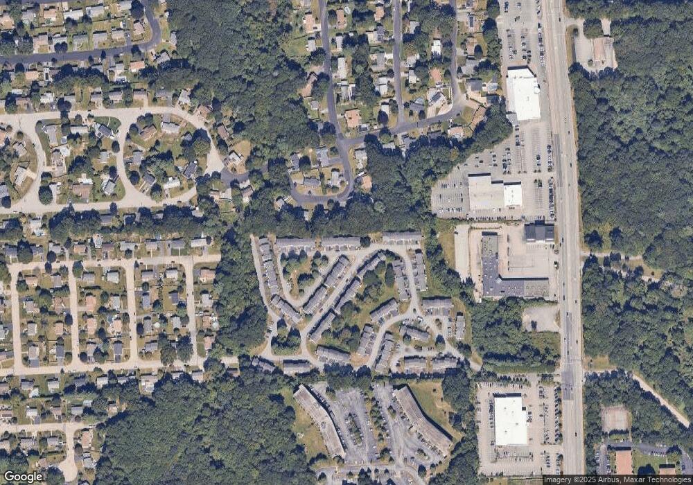 135 Greenwich Way N unit 135, West Warwick, RI 02893 - photo 1