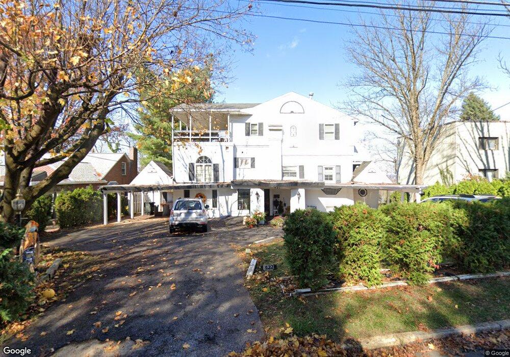 427 Summit St, Lemoyne, PA 17043 - photo 1