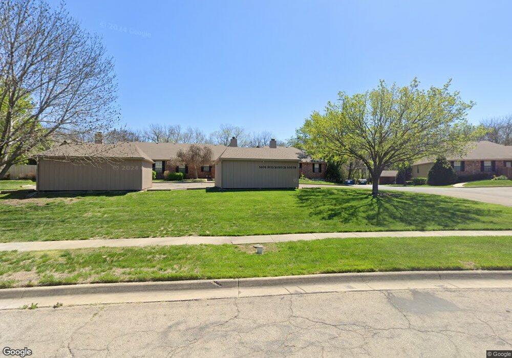 5609 SW Foxcroft Cir S, Topeka, KS 66614 - photo 1